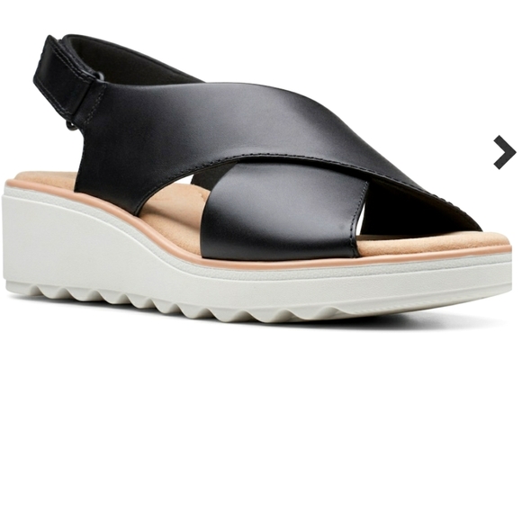 Clarks Shoes - NIB Clarks Sandals